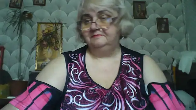 MarinaFarina53 online show from 05/22/26, 08:56