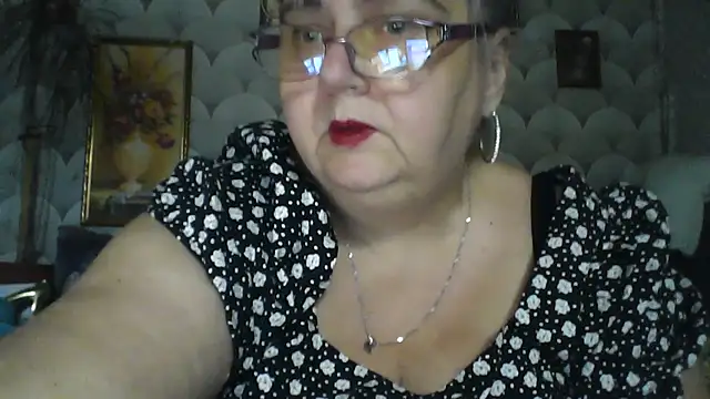 MarinaFarina53 online show from 07/06/26, 05:03