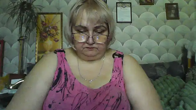 MarinaFarina53 online show from 06/20/26, 07:13