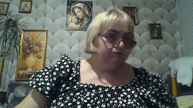 MarinaFarina53 online show from 06/10/26, 07:48