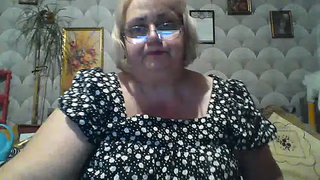 MarinaFarina53 online show from 06/26/26, 06:14