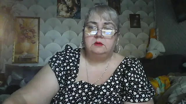 MarinaFarina53 online show from 07/14/26, 03:55