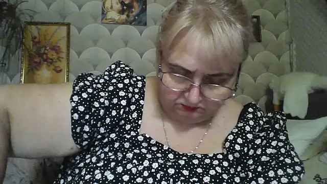 MarinaFarina53 online show from 06/27/26, 06:30