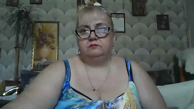 MarinaFarina53 online show from 06/27/26, 02:01