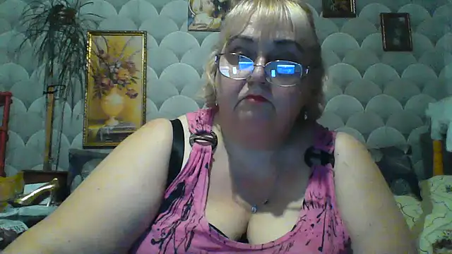MarinaFarina53 online show from 06/24/26, 05:55