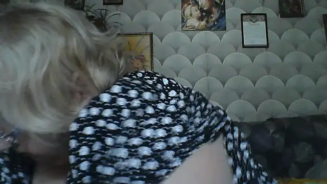 MarinaFarina53 online show from 06/26/26, 05:24