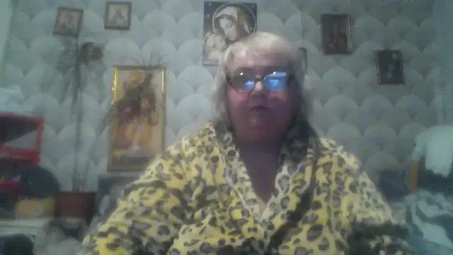 MarinaFarina53 online show from 05/17/26, 05:46