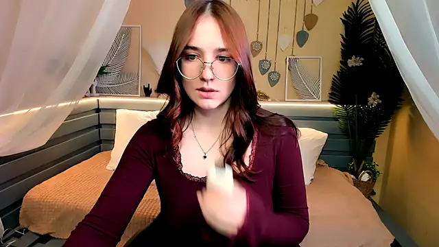 Maya Winters online show from 05/26/26, 10:35