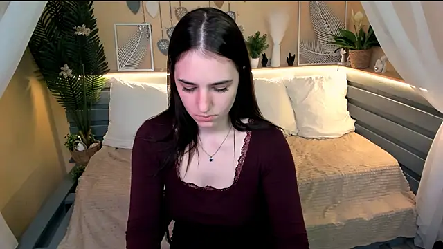 Maya Winters online show from 06/28/26, 02:23