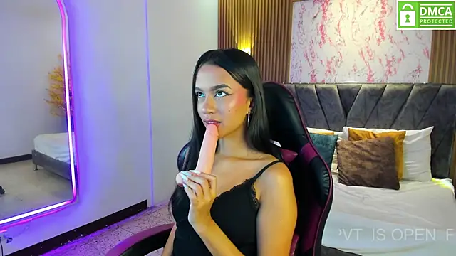 Aisha Vex online show from 06/01/26, 02:28