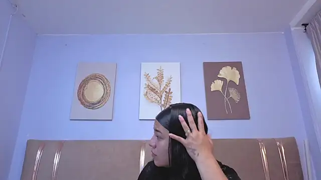 SofiaMartiinez online show from 05/25/26, 12:37
