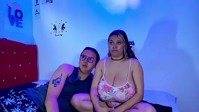 Snapshot of Husbands_Horny2_0 chatting on 06/04/26, 12:32 Husbands Horny2 0 online show from 06/04/26, 12:32