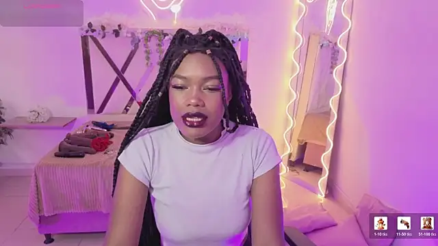 CRISTALBROKE TAY online show from 06/26/26, 07:09