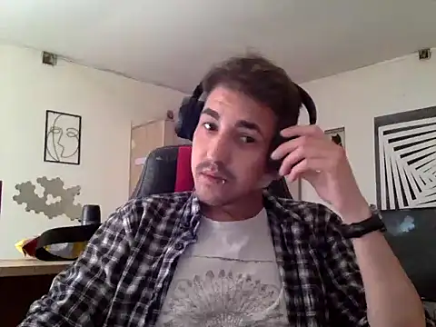 poashapiaksbdasjgakgnxigx online show from 05/08/26, 02:21