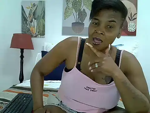 Snapshot of BlackBeautyJuXx chatting on 06/16/26, 09:09 BlackBeautyJuXx online show from 06/16/26, 09:09