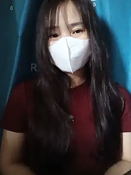 Snapshot of -Hena- chatting on 05/18/26, 11:53 -Hena- online show from 05/18/26, 11:53