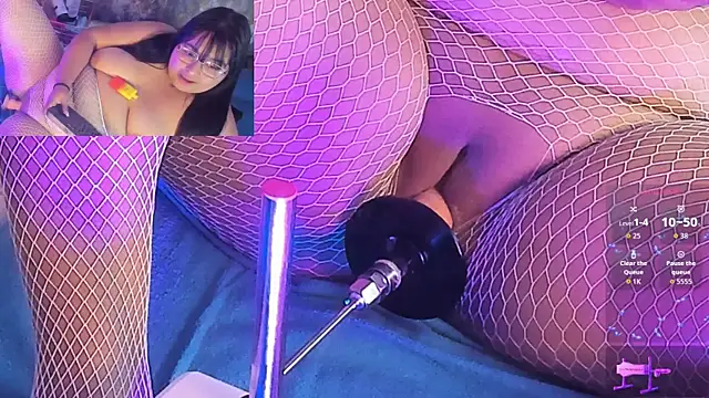 Snapshot of AteneaDesire chatting on 05/25/26, 12:48 AteneaDesire online show from 05/25/26, 12:48