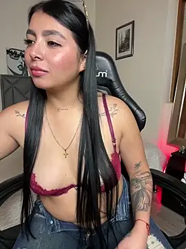 Nina vell online show from 05/31/26, 04:57