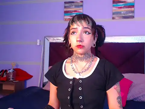 JadeBonnet online show from 05/11/26, 07:55