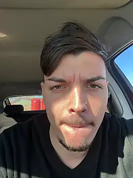 lautydiaz98 online show from 05/18/26, 04:23