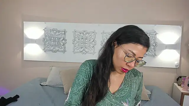 Snapshot of anastasiagreymist_ chatting on 05/25/26, 03:50 anastasiagreymist online show from 05/25/26, 03:50