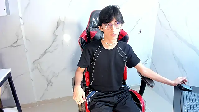 LittlePrince  online show from 05/15/26, 03:37