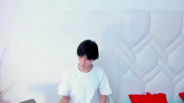 LittlePrince  online show from 05/13/26, 03:35