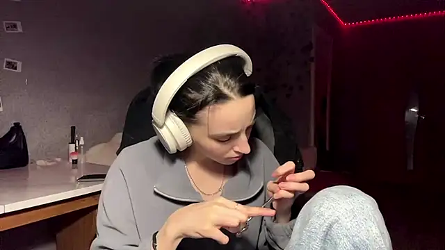 NightFoxxx online show from 06/11/26, 03:31
