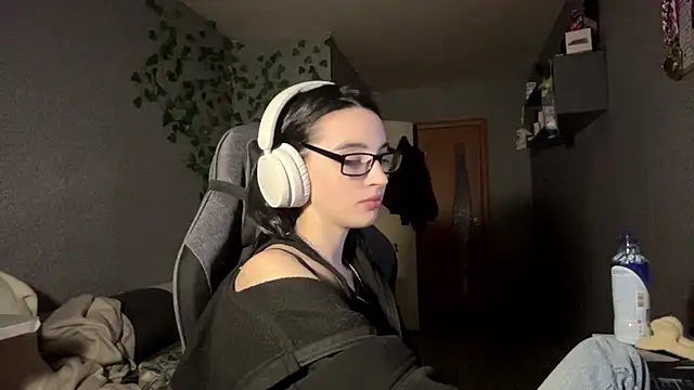 NightFoxxx online show from 05/23/26, 01:32