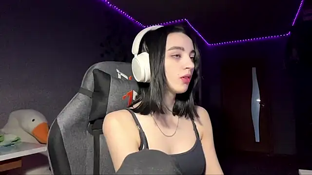 NightFoxxx online show from 05/31/26, 09:04