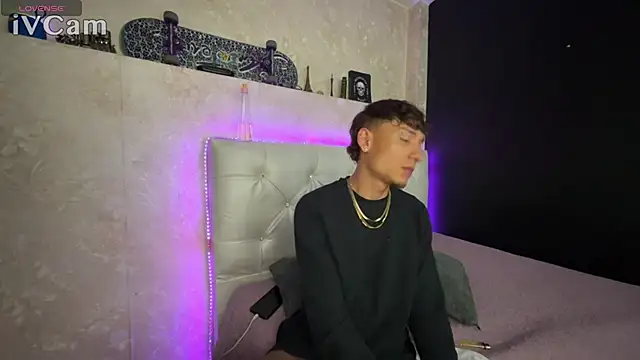 ESTEFAN HILLS online show from 05/27/26, 11:56