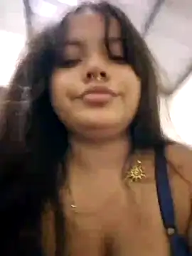 Snapshot of Daniela-Peruana chatting on 05/22/26, 05:16 Daniela-Peruana online show from 05/22/26, 05:16