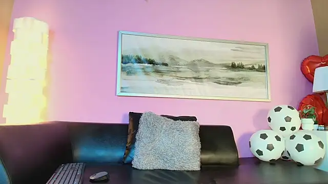 Lunaavega  online show from 07/02/26, 06:03