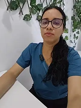 alanahot94 online show from 07/08/26, 03:45