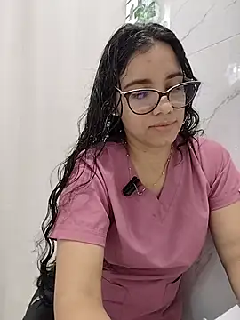 alanahot94 online show from 07/23/26, 04:58