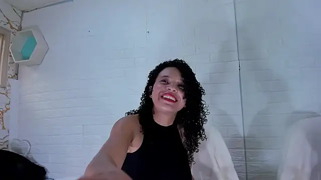 Jazlin Sg online show from 05/21/26, 01:41