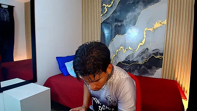 JacobWolf   online show from 05/31/26, 07:36
