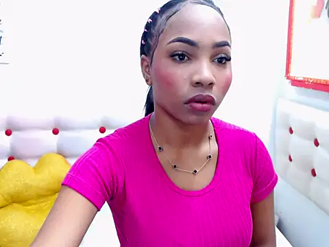 whitneynaugthyxxxx online show from 06/12/26, 04:38