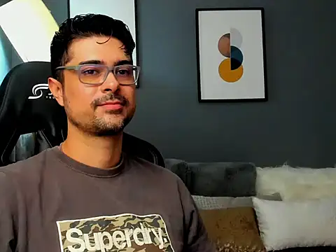 ZEI-001 online show from 05/27/26, 01:57