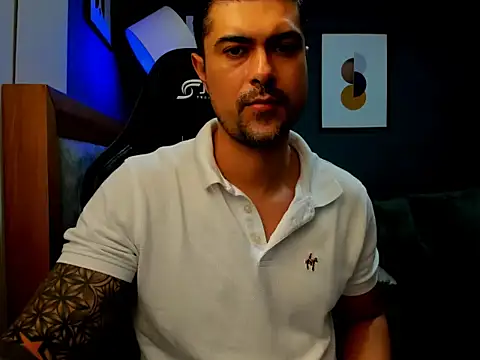 ZEI-001 online show from 05/15/26, 02:31