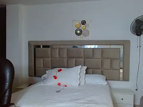 samantaxxox online show from 05/08/26, 10:13