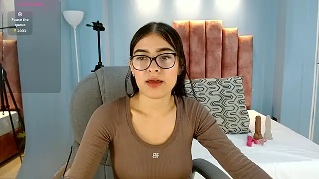 drilau 18 online show from 05/21/26, 04:43