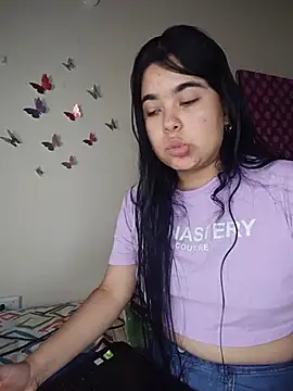 MiiaHott W online show from 06/24/26, 02:04