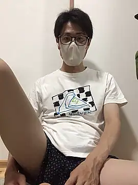 Snapshot of h_japmen chatting on 06/17/26, 02:27 h japmen online show from 06/17/26, 02:27