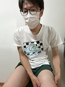 Snapshot of h_japmen chatting on 06/25/26, 02:55 h japmen online show from 06/25/26, 02:55