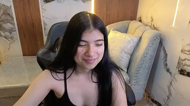 Snapshot of alesia_v_v chatting on 06/28/26, 03:24 alesia v v online show from 06/28/26, 03:24