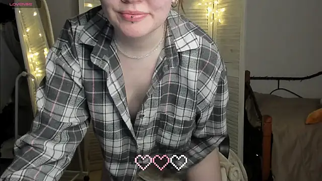 RinaSXY online show from 05/17/26, 08:53