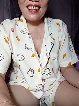 Snapshot of -Trici- chatting on 07/10/26, 08:42 -Trici- online show from 07/10/26, 08:42