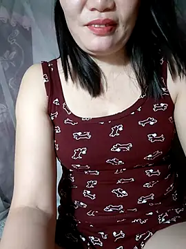 Snapshot of -Trici- chatting on 08/07/26, 06:47 -Trici- online show from 08/07/26, 06:47