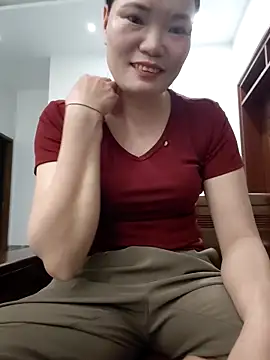-Trici- online show from 05/10/26, 01:04
